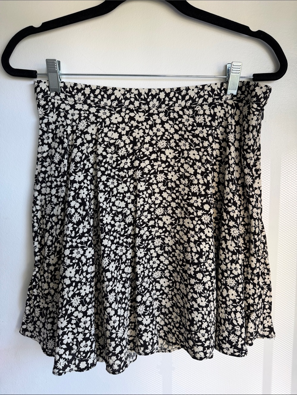 Polo Ralph Lauren Flowy Miniskirt Size 6